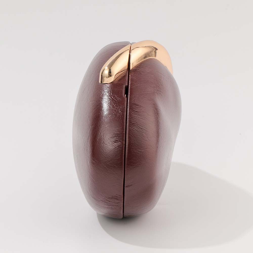 The Pebble Clutch