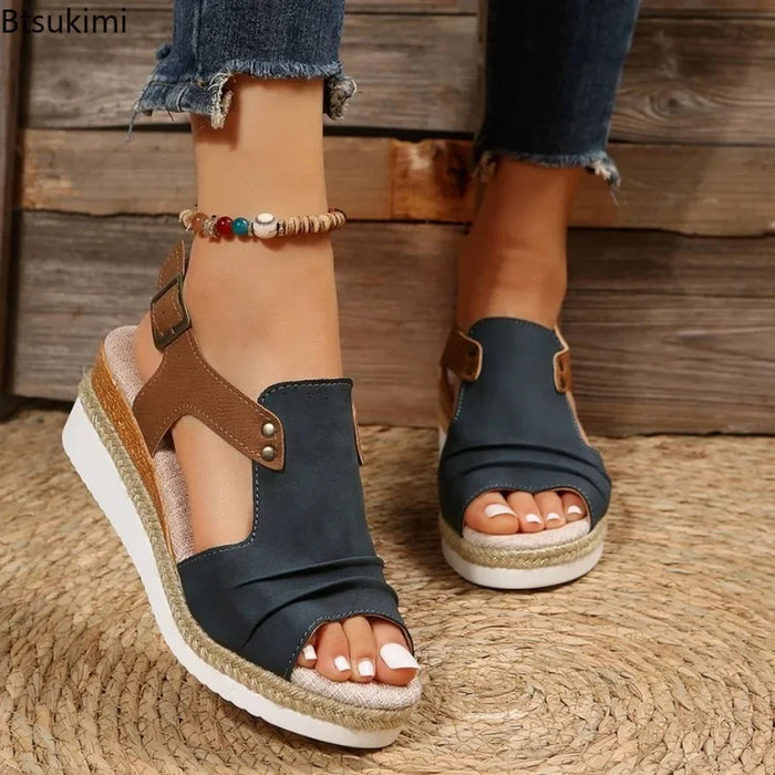Rachel Ray Buckle Wedges