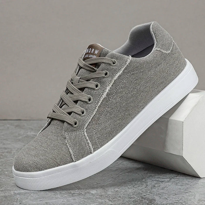 Eddie Wilsons Sneakers