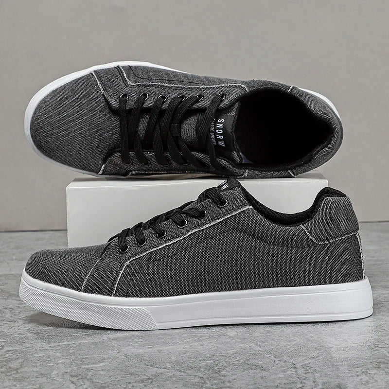 Eddie Wilsons Sneakers