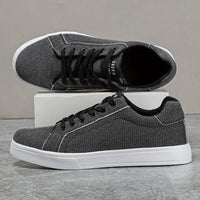 Eddie Wilsons Sneakers