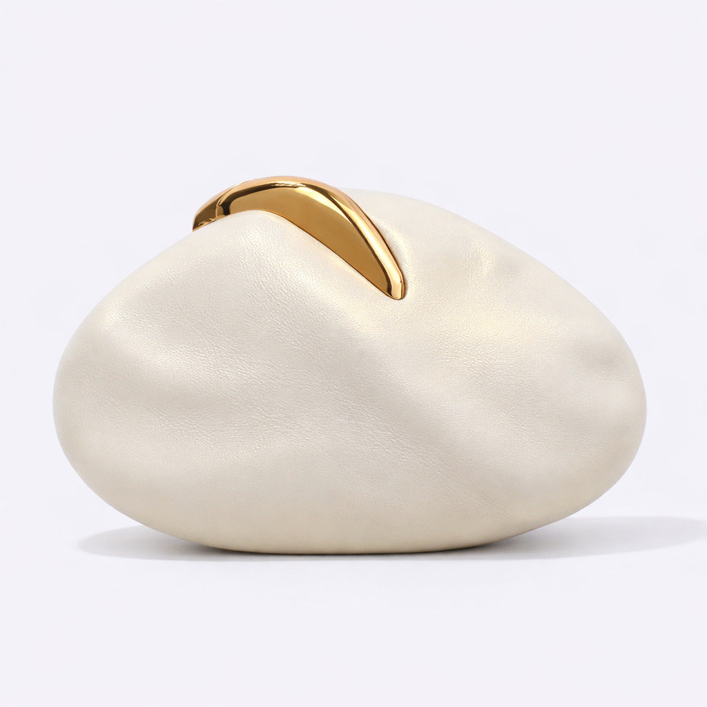The Pebble Clutch