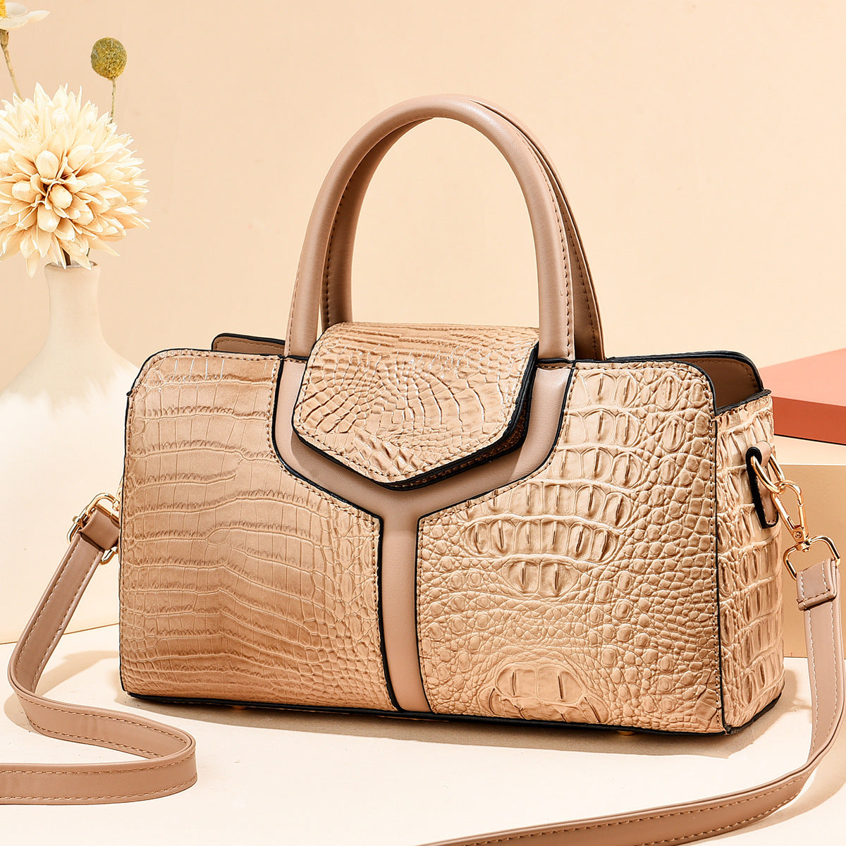 The Sienna Leather Handbag