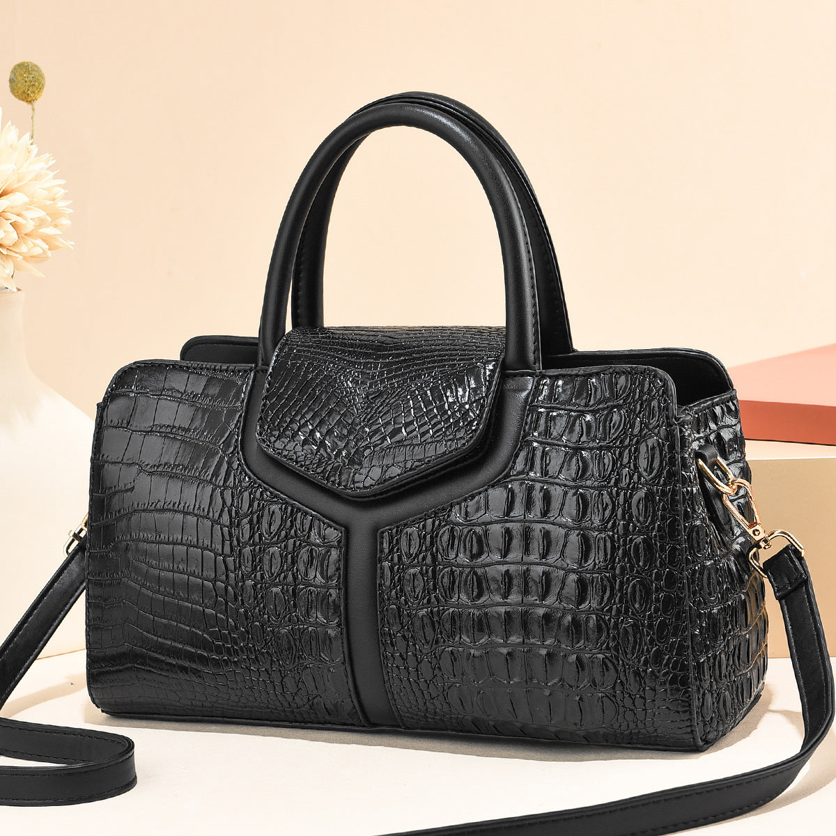 The Sienna Leather Handbag