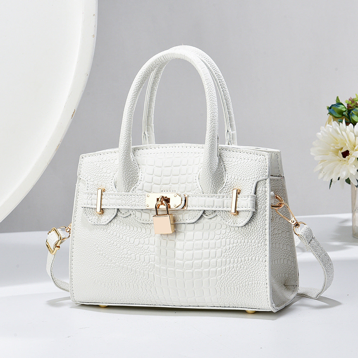 The Versara Leather Handbag