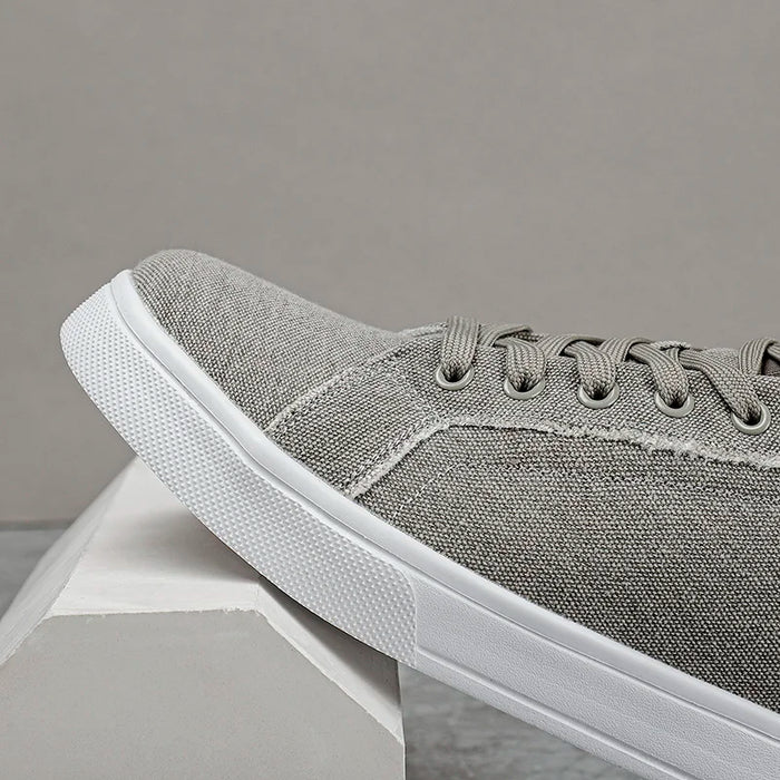 Eddie Wilsons Sneakers