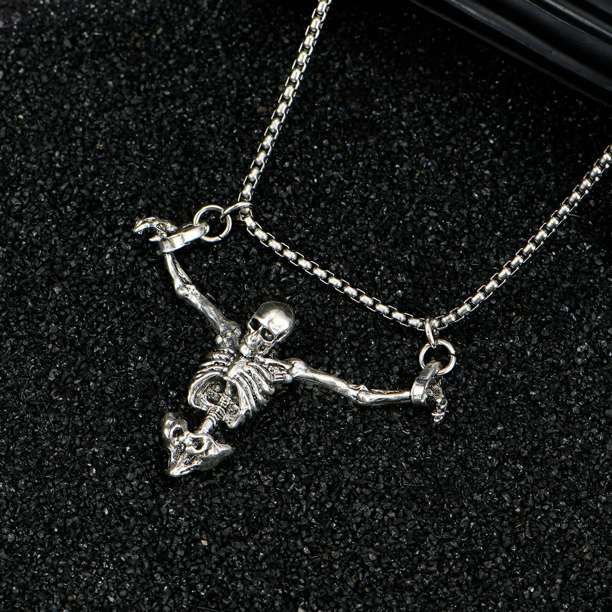 Skeleton Remains Duskfall Chain