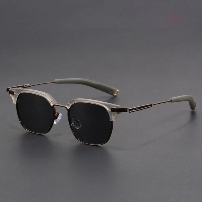 Traveller Shades