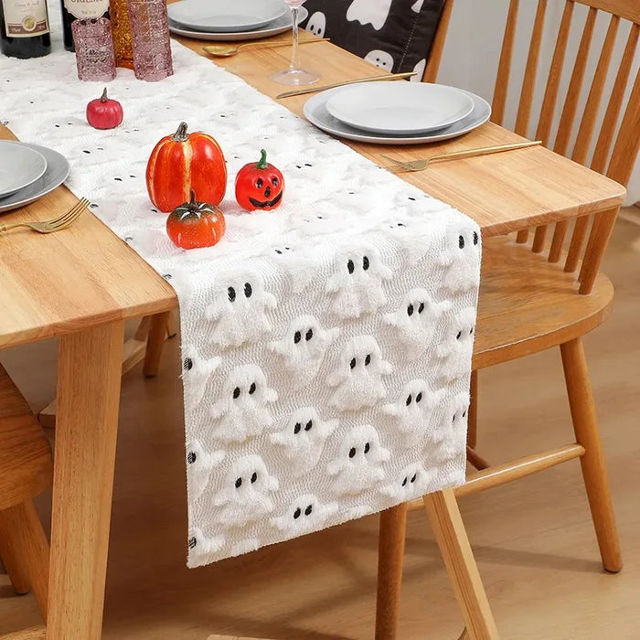 Feliz Halloween Table Runner