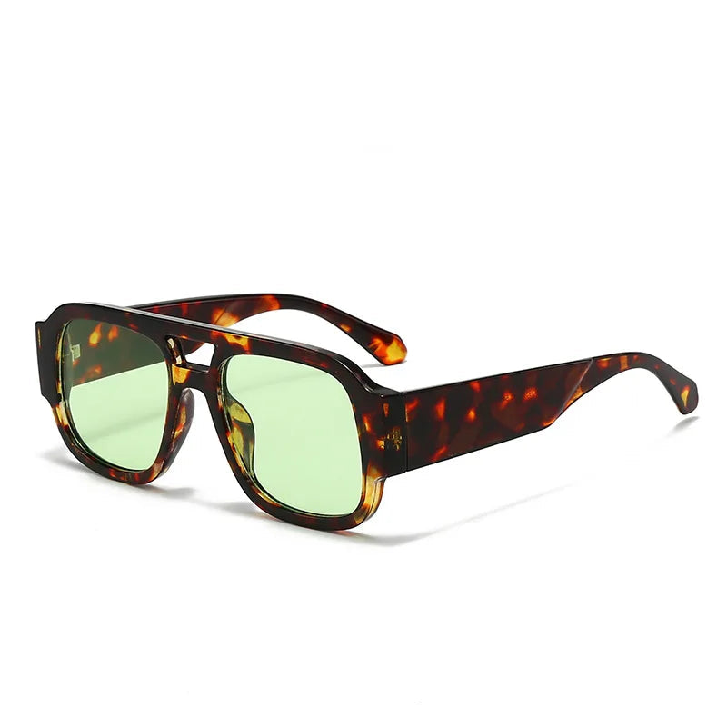 Riverton Oversized Sunnies