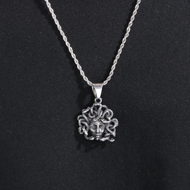 Gorgon Glance Chain
